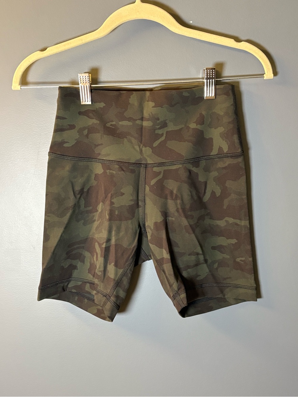Lululemon High-Waist Camo Women’s Bike Shorts